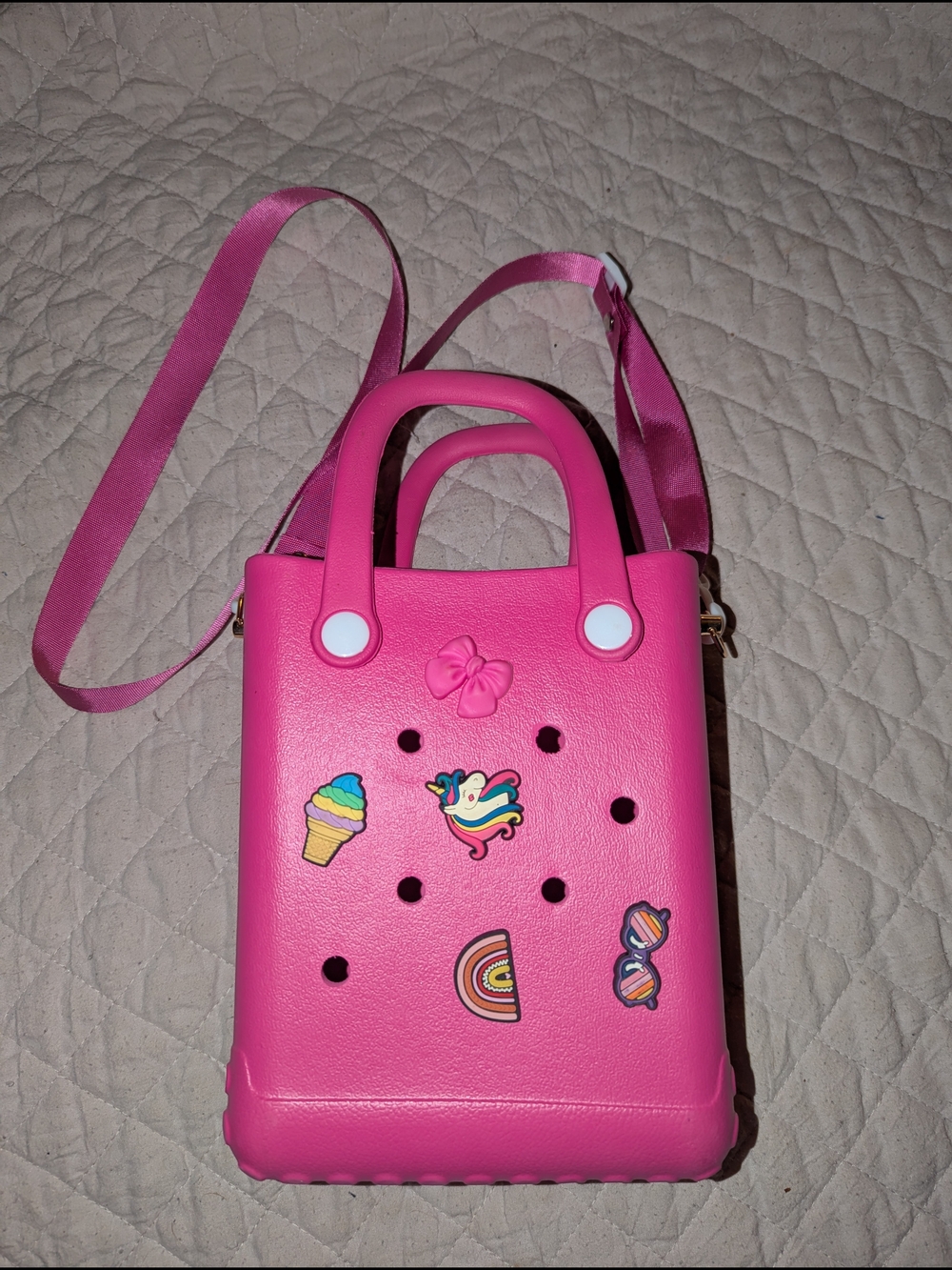 Source Unknown Pink Kids Crossbody Bag with Charms